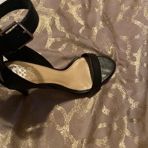 Vince Camuto Sandals